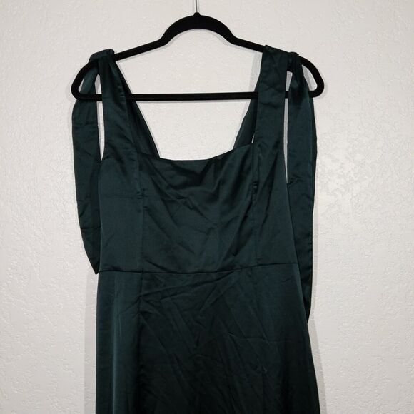 New Show Me Your Mumu Deep Emerald Luxe Satin Claire Midi Dress Large - Picture 7 of 10